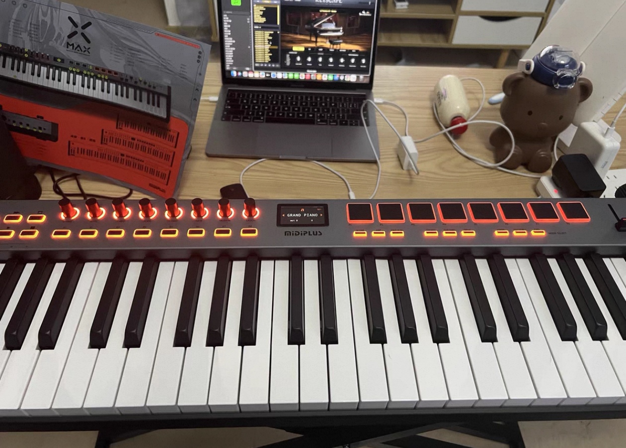Przenośna klawiatura USB MIDI  – Midi Keyboard Controller 88 Key recenzja i cena